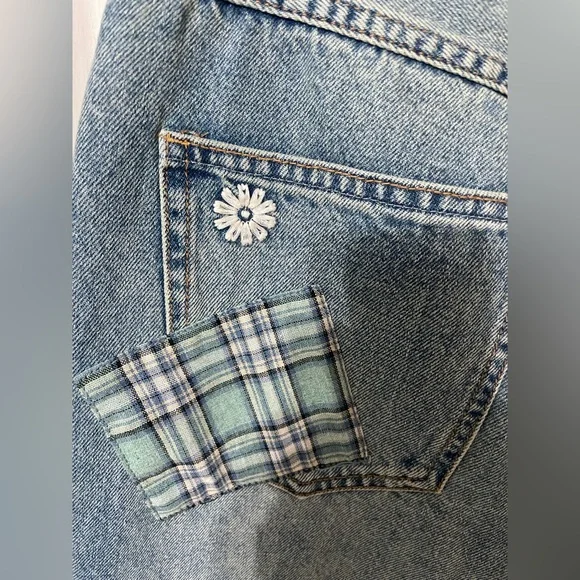 FREE PEOPLE STEINBECK PATCHED STRAIGHT LEG JEANS Size 27 - Picture 10 of 16